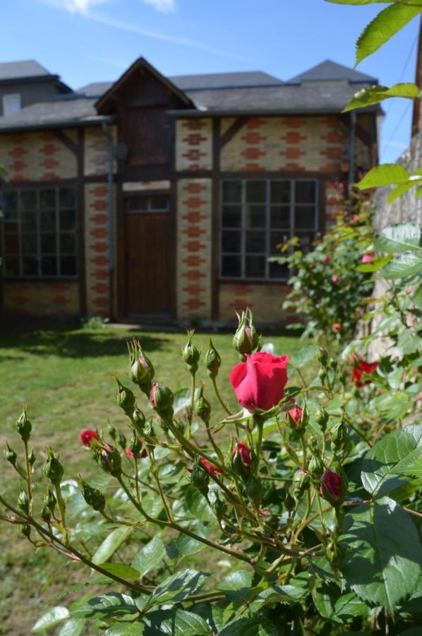 Chambre D'Hotes Les Ecuries Le Mans Exterior photo